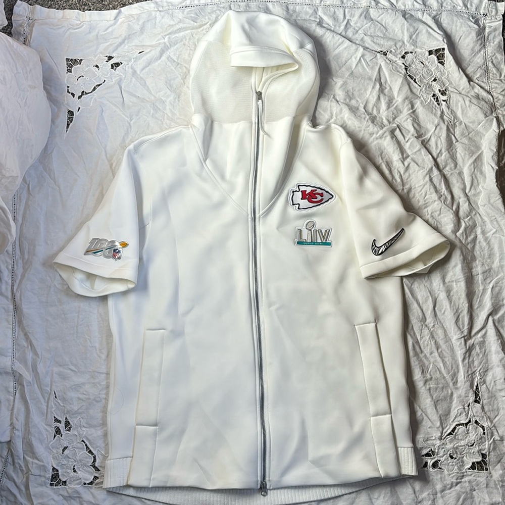 NFL ON FIELD Nike Kansas City Chiefs Short Sleeve White Zip Up Hoodie